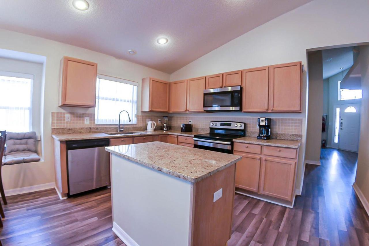 Beautiful 5-5 Bedroom Home!!! 키시미 외부 사진