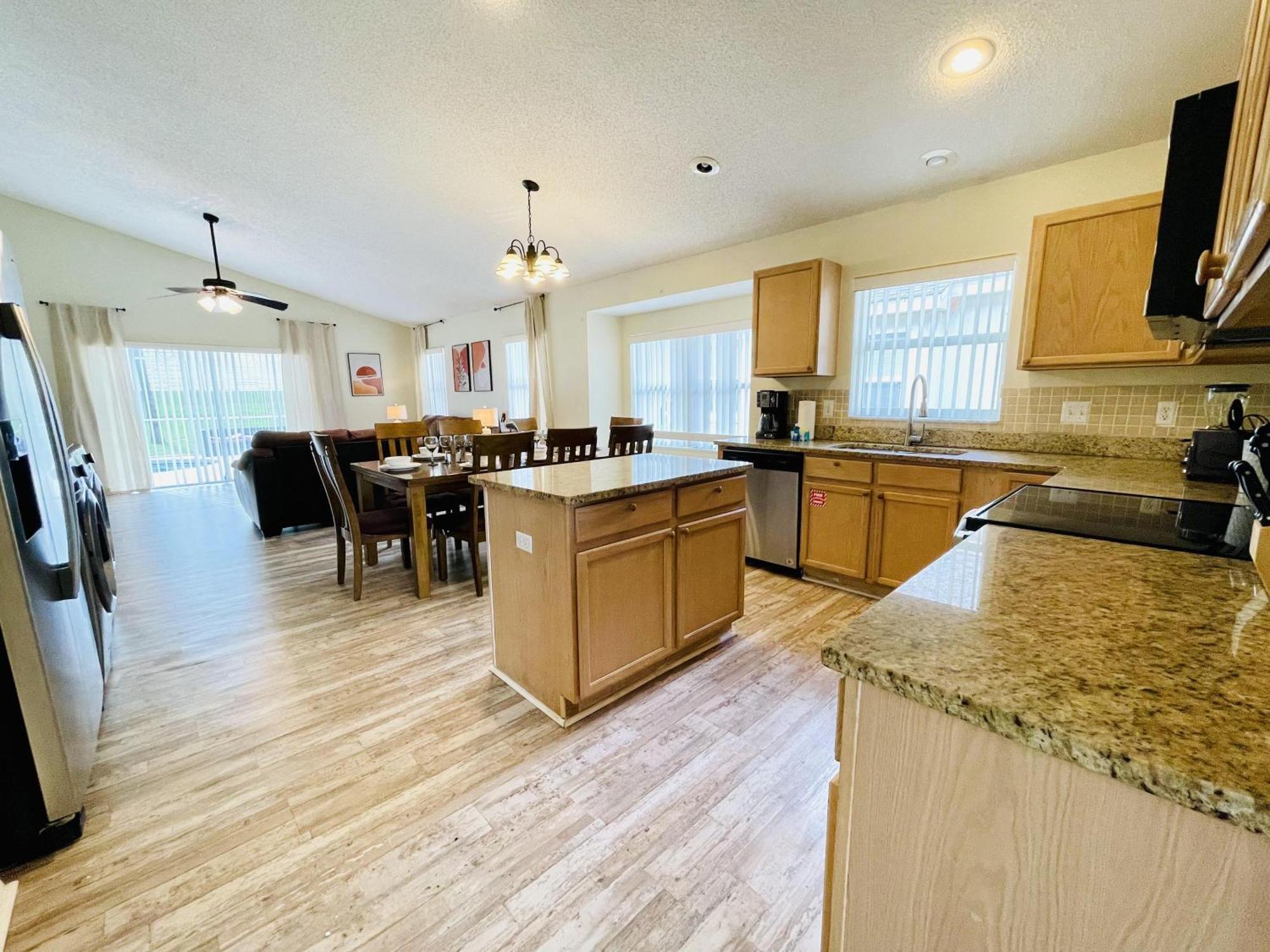 Beautiful 5-5 Bedroom Home!!! 키시미 외부 사진
