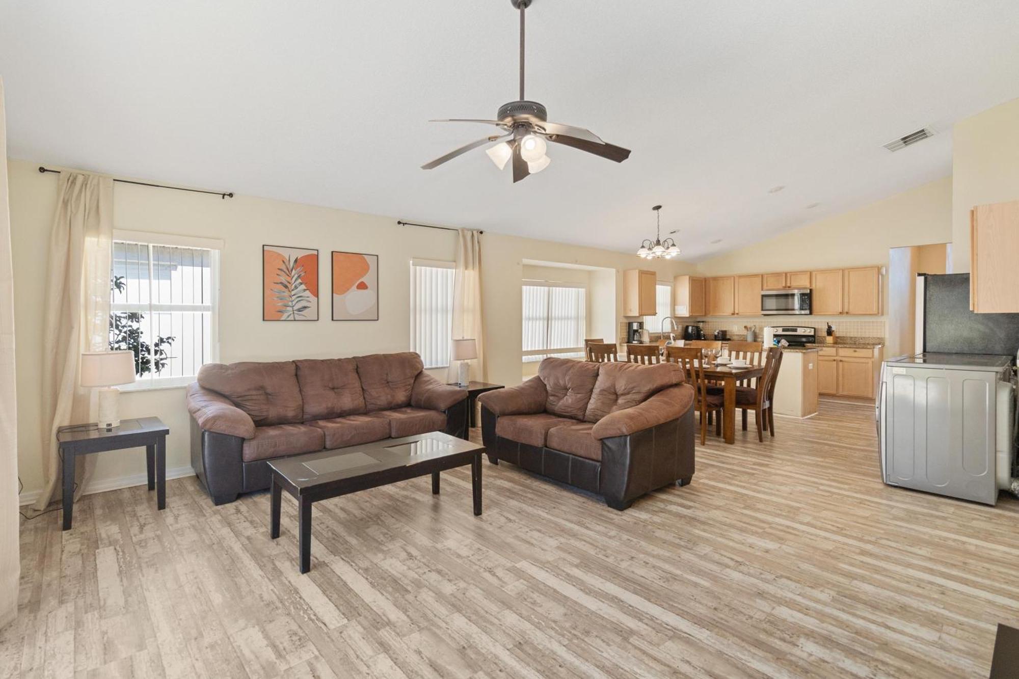 Beautiful 5-5 Bedroom Home!!! 키시미 외부 사진