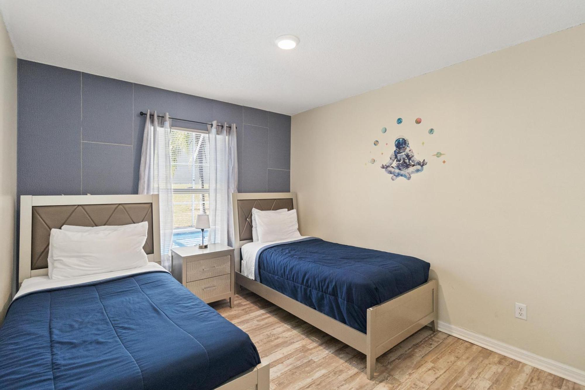Beautiful 5-5 Bedroom Home!!! 키시미 외부 사진